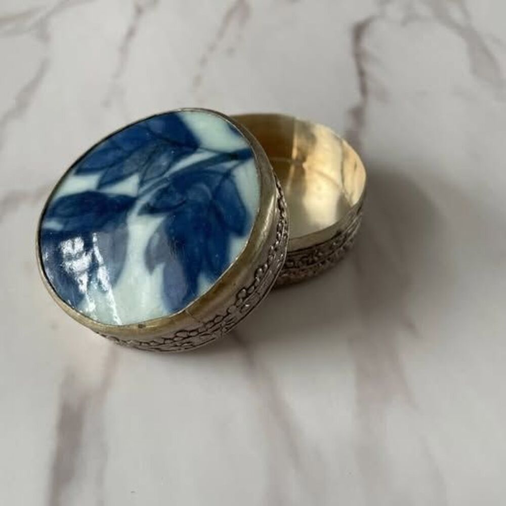 Antique Chinese Silverplate Porcelain Trinket Box c1920 Cobalt Blue Foliate